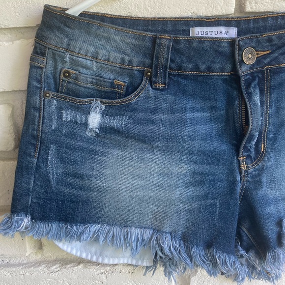 JustUSA Denim Jeans Distressed LIKE NEW Very comfortable. Some stretch - Picture 1 of 8